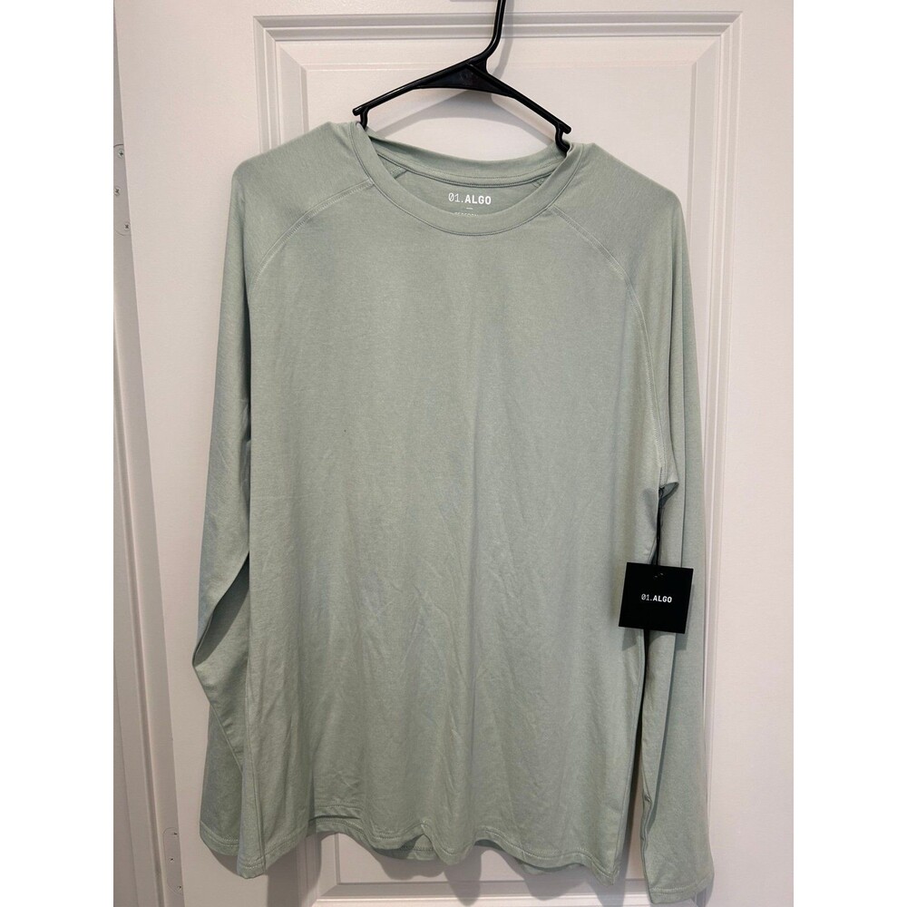 Shirt men’s medium 01.Algo